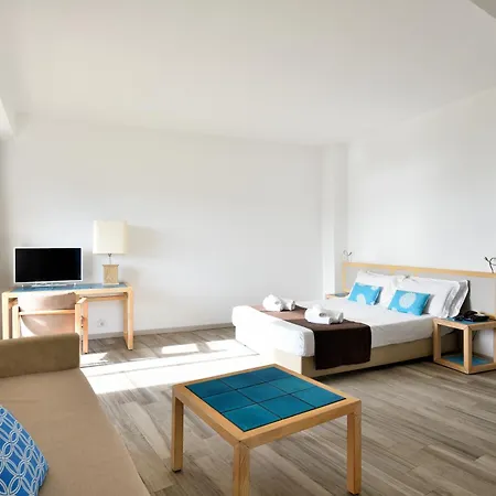 & Village Baia Di Conte Ξενοδοχείο