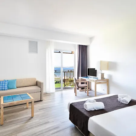 Ξενοδοχείο & Village Baia Di Conte 4*