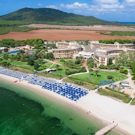 Ξενοδοχείο & Village Baia Di Conte 4*