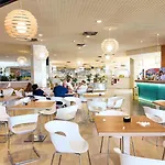 & Village Baia Di Conte 호텔 4*