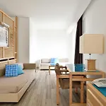 酒店 & Village Baia Di Conte 4*