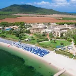 호텔 & Village Baia Di Conte 4*
