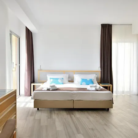 & Village Baia Di Conte Hotel