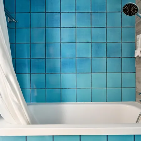 & Village Baia Di Conte ホテル 4*