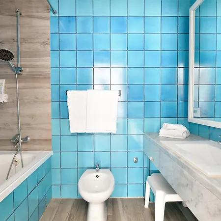 & Village Baia Di Conte