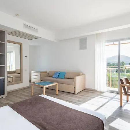 & Village Baia Di Conte 4* 阿尔盖罗