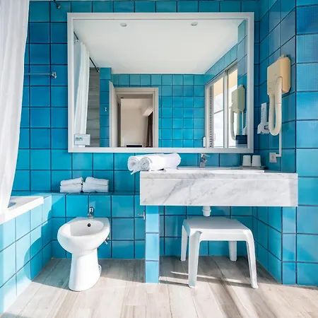 & Village Baia Di Conte Otel Alghero