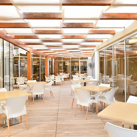 & Village Baia Di Conte 酒店 阿尔盖罗